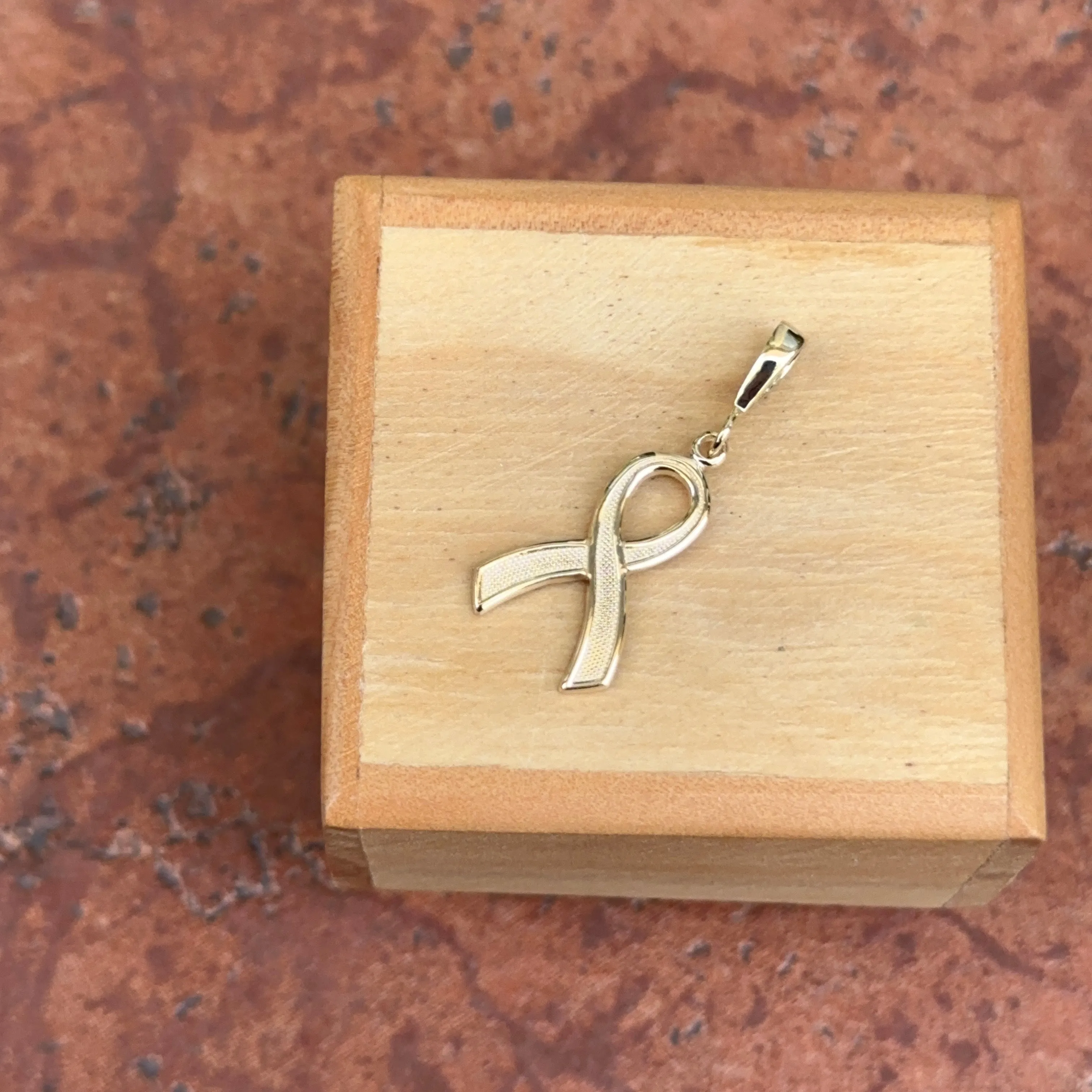 14KT Yellow Gold Awareness Ribbon Pendant Charm
