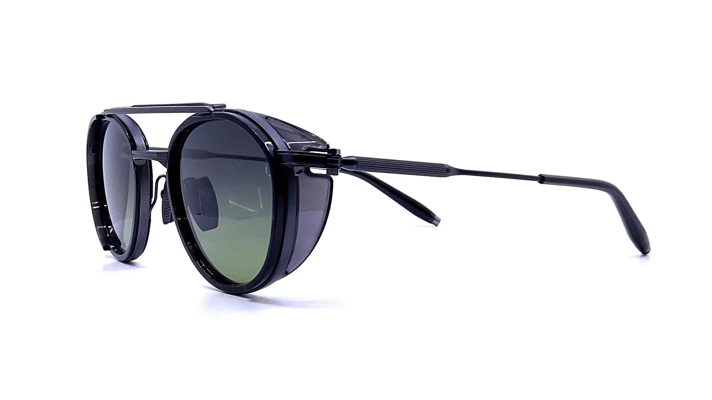 Akoni - Skymapper (Black Iron/Crystal Black)