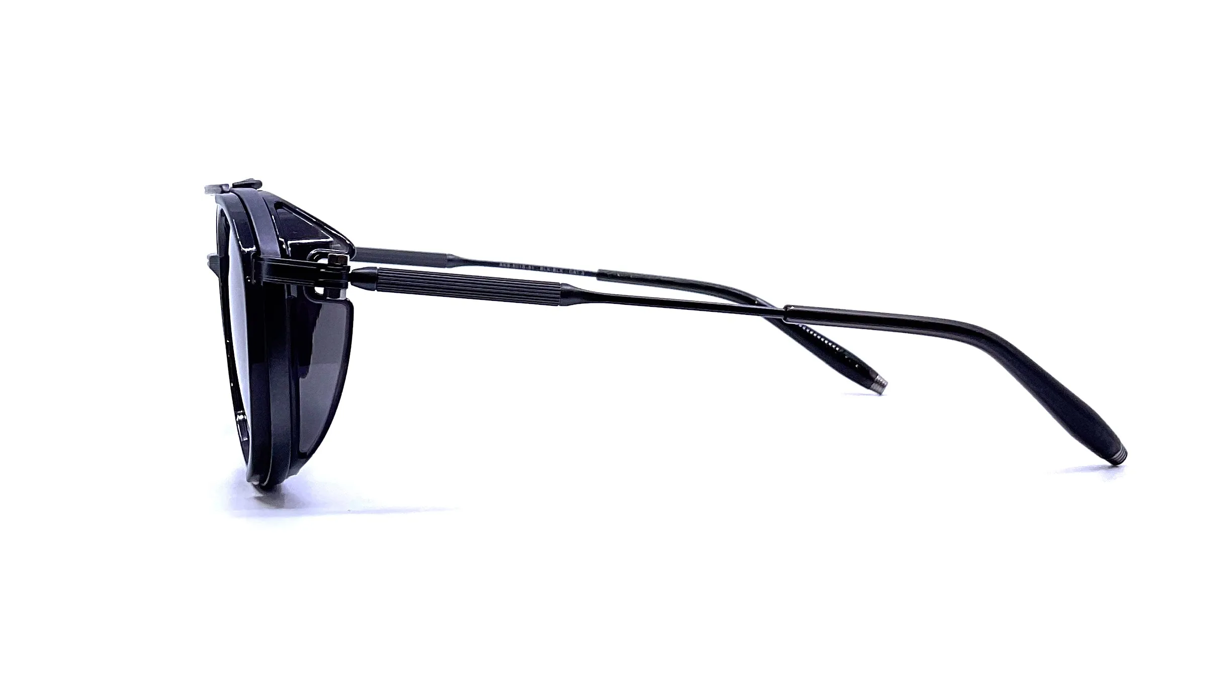 Akoni - Skymapper (Black Iron/Crystal Black)