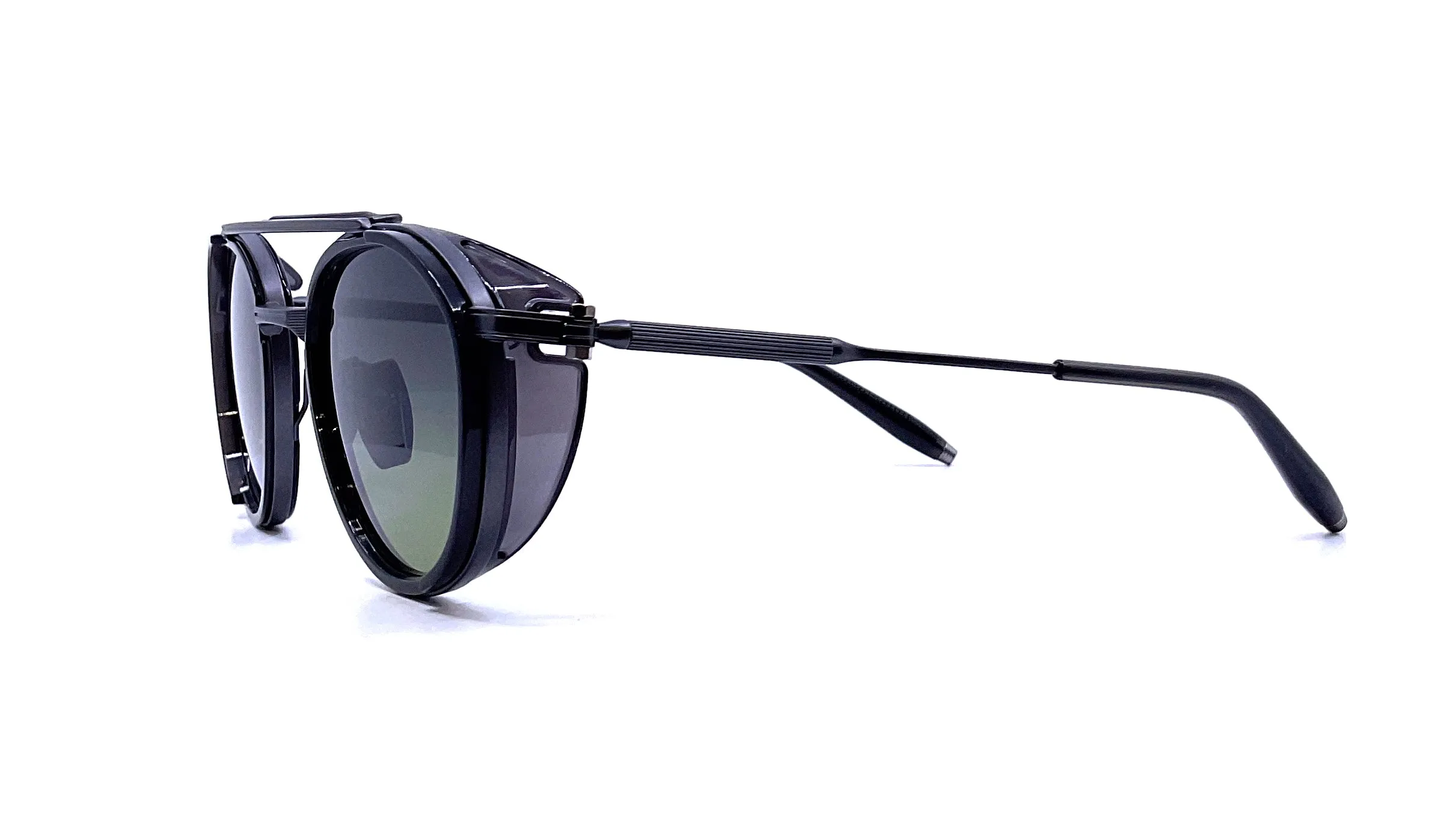 Akoni - Skymapper (Black Iron/Crystal Black)