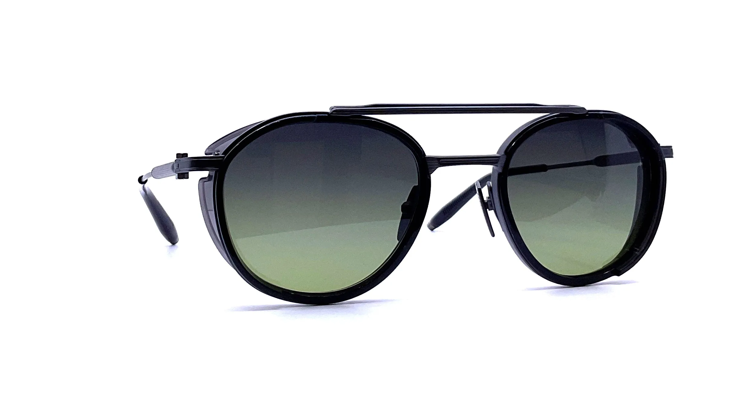 Akoni - Skymapper (Black Iron/Crystal Black)
