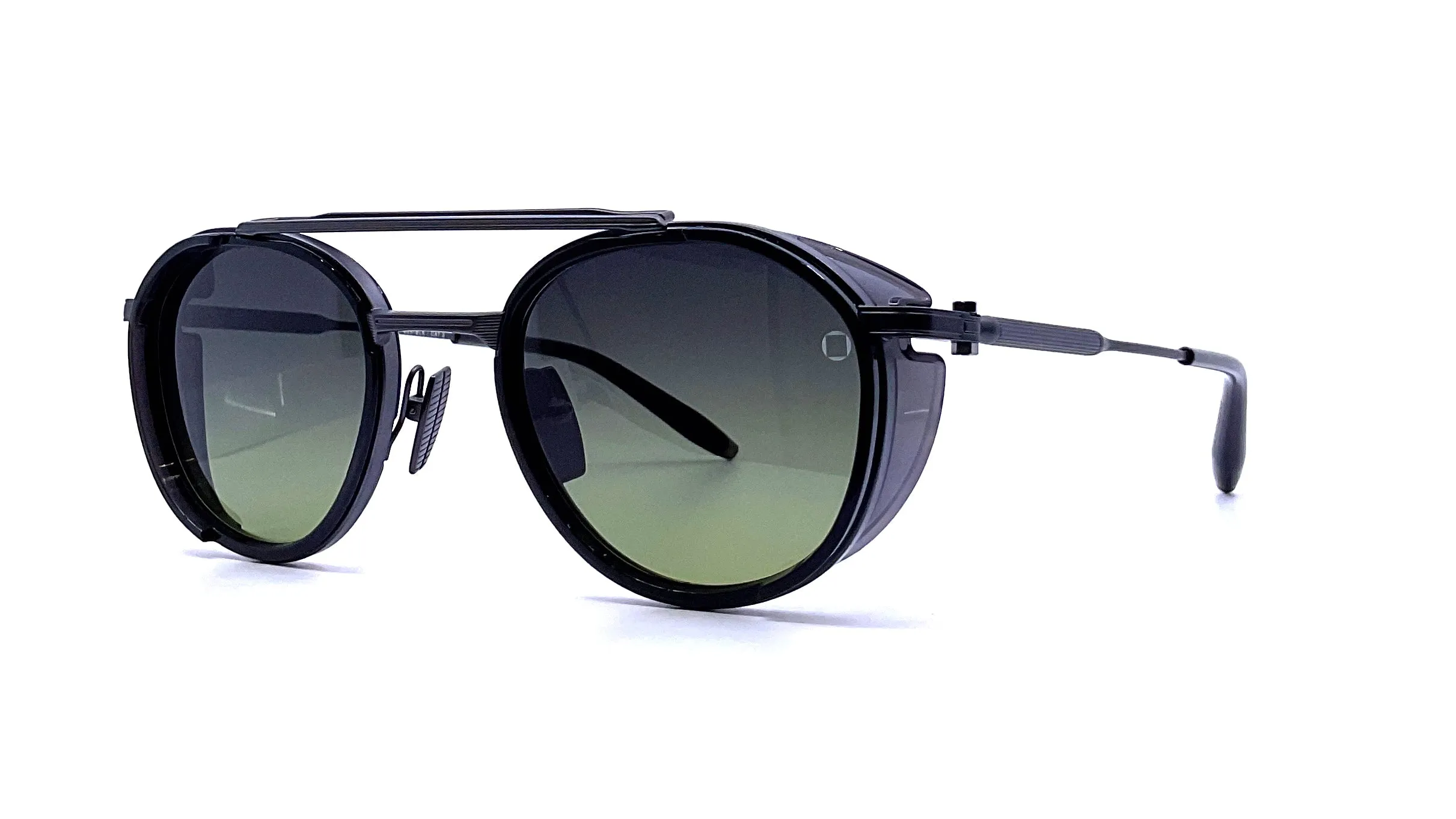 Akoni - Skymapper (Black Iron/Crystal Black)