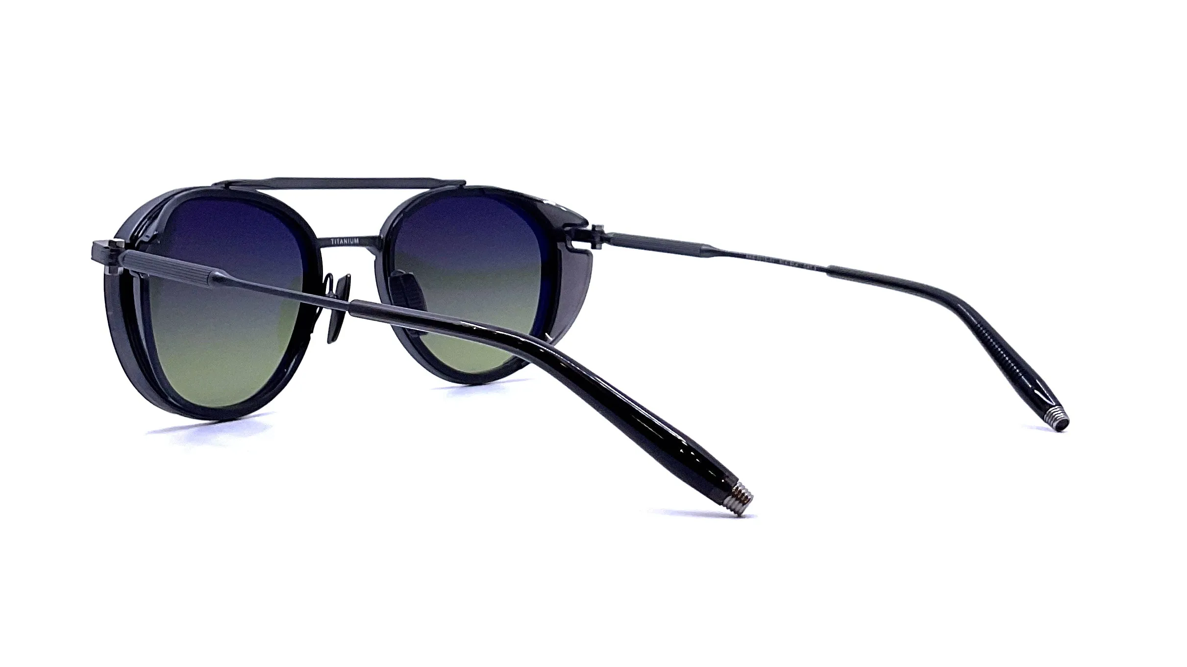 Akoni - Skymapper (Black Iron/Crystal Black)