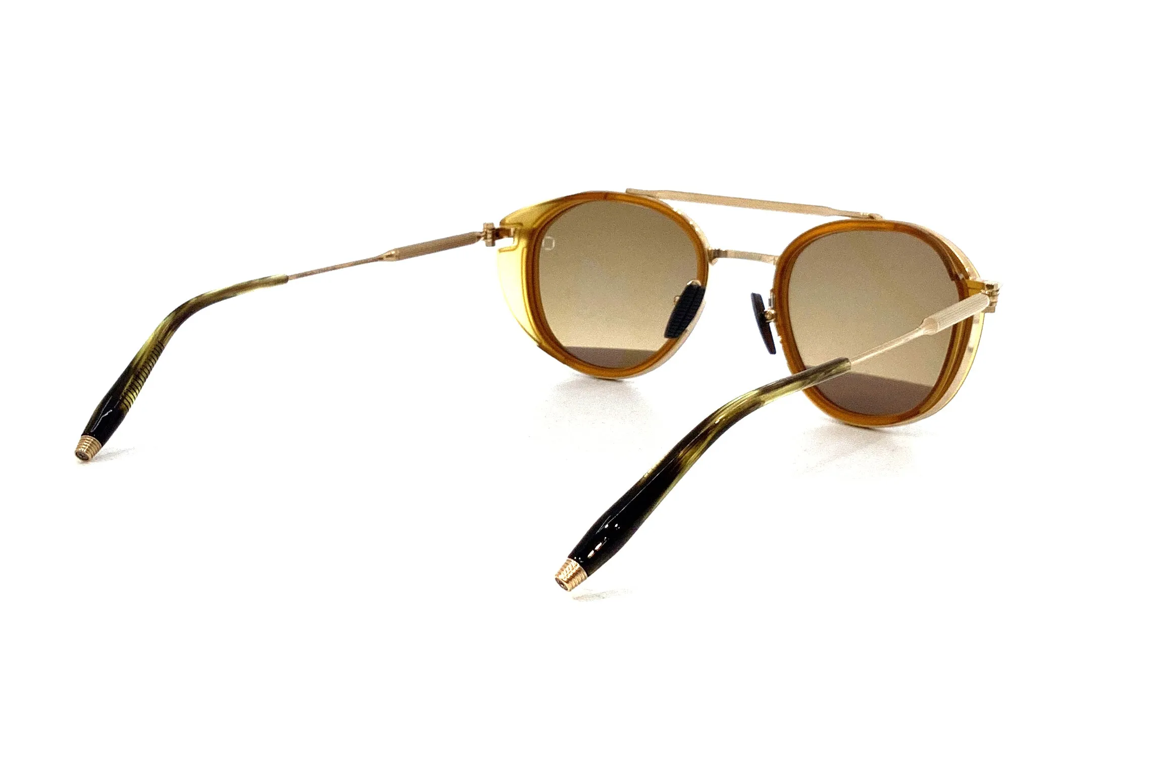 Akoni - Skymapper (Brushed White Gold/Crystal Amber)