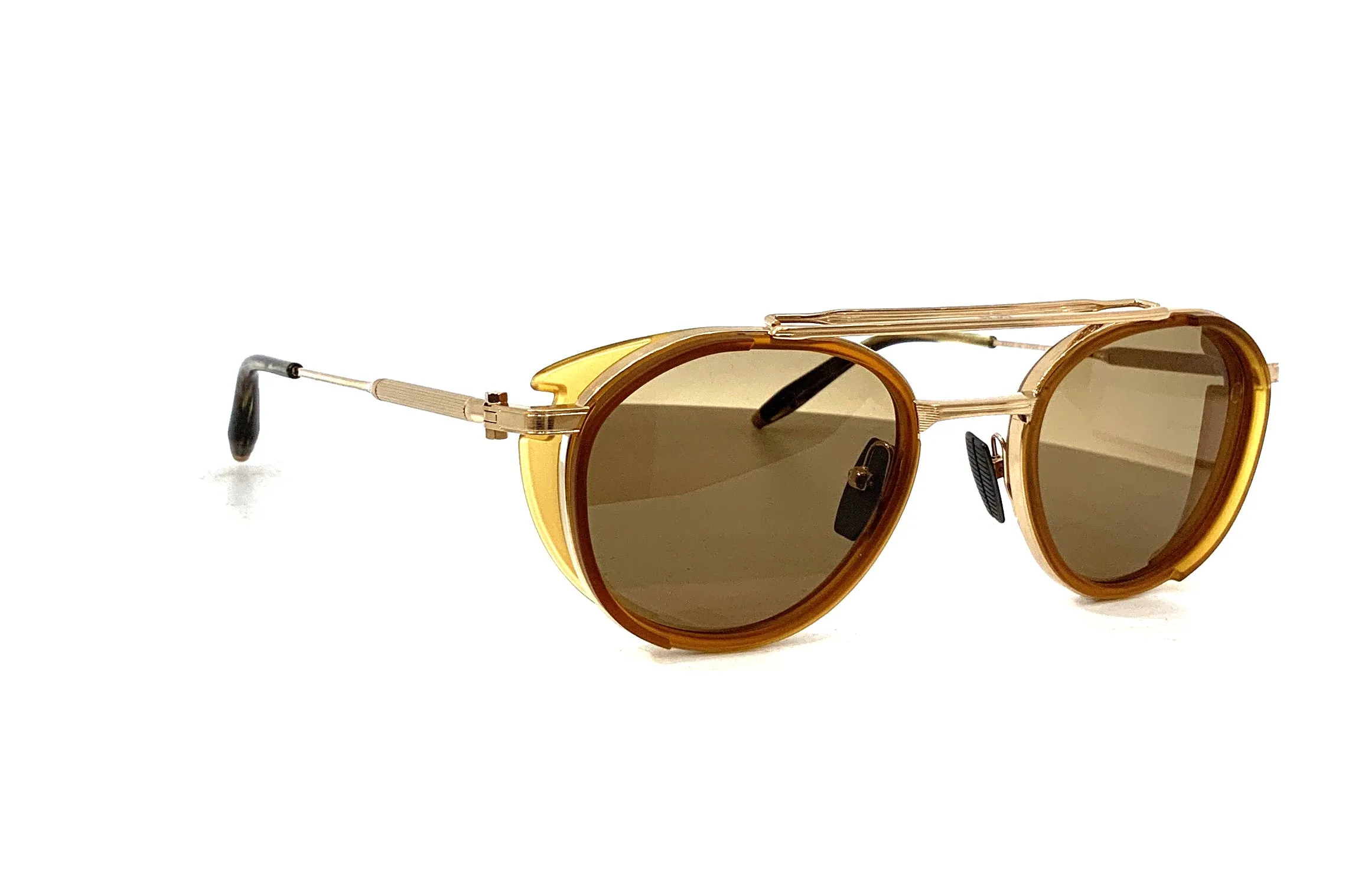 Akoni - Skymapper (Brushed White Gold/Crystal Amber)