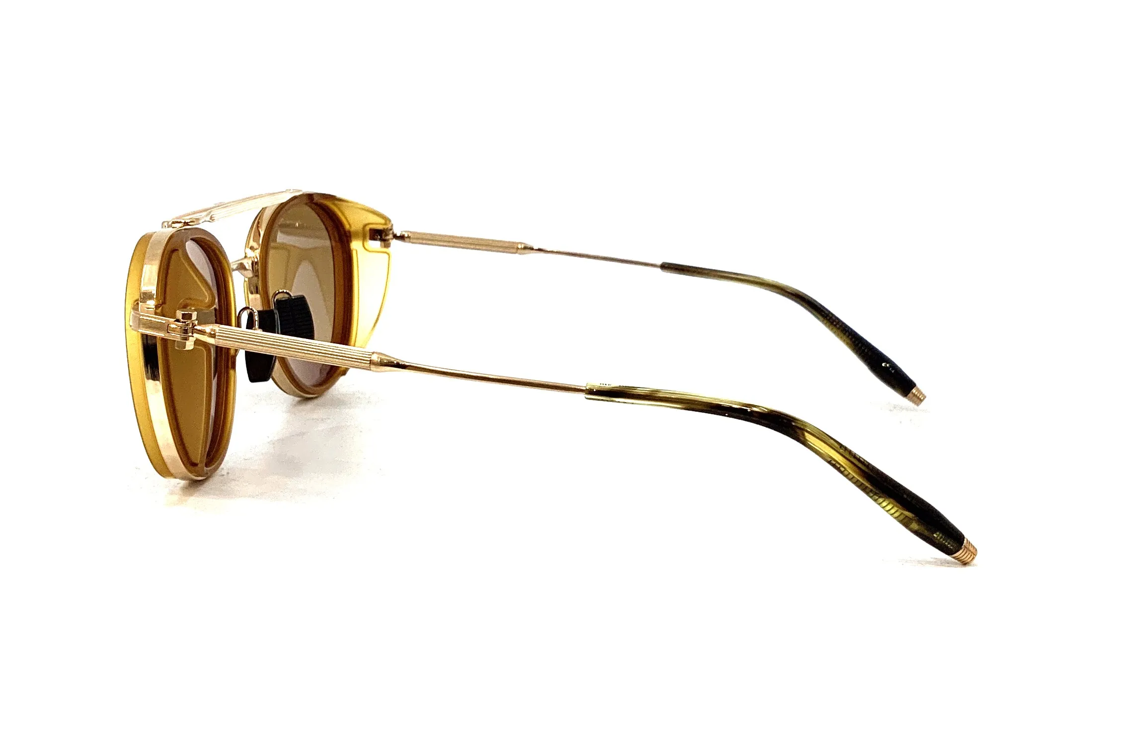 Akoni - Skymapper (Brushed White Gold/Crystal Amber)