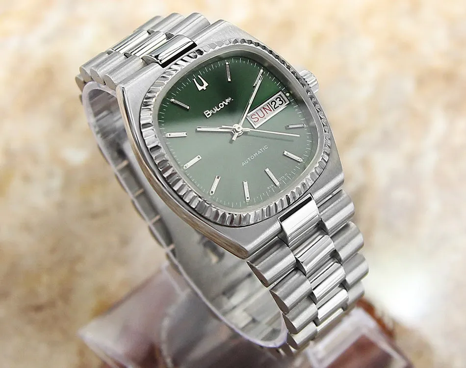 Bulova Swiss Day Date Auto Mens 1970 SS 34mm Watch