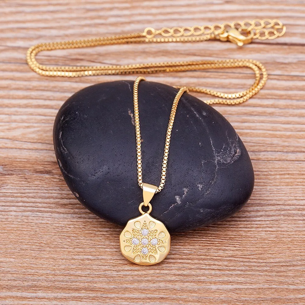 Fashion Zircon Geometric Pendant Necklace For Women Charm Clavicle Chain