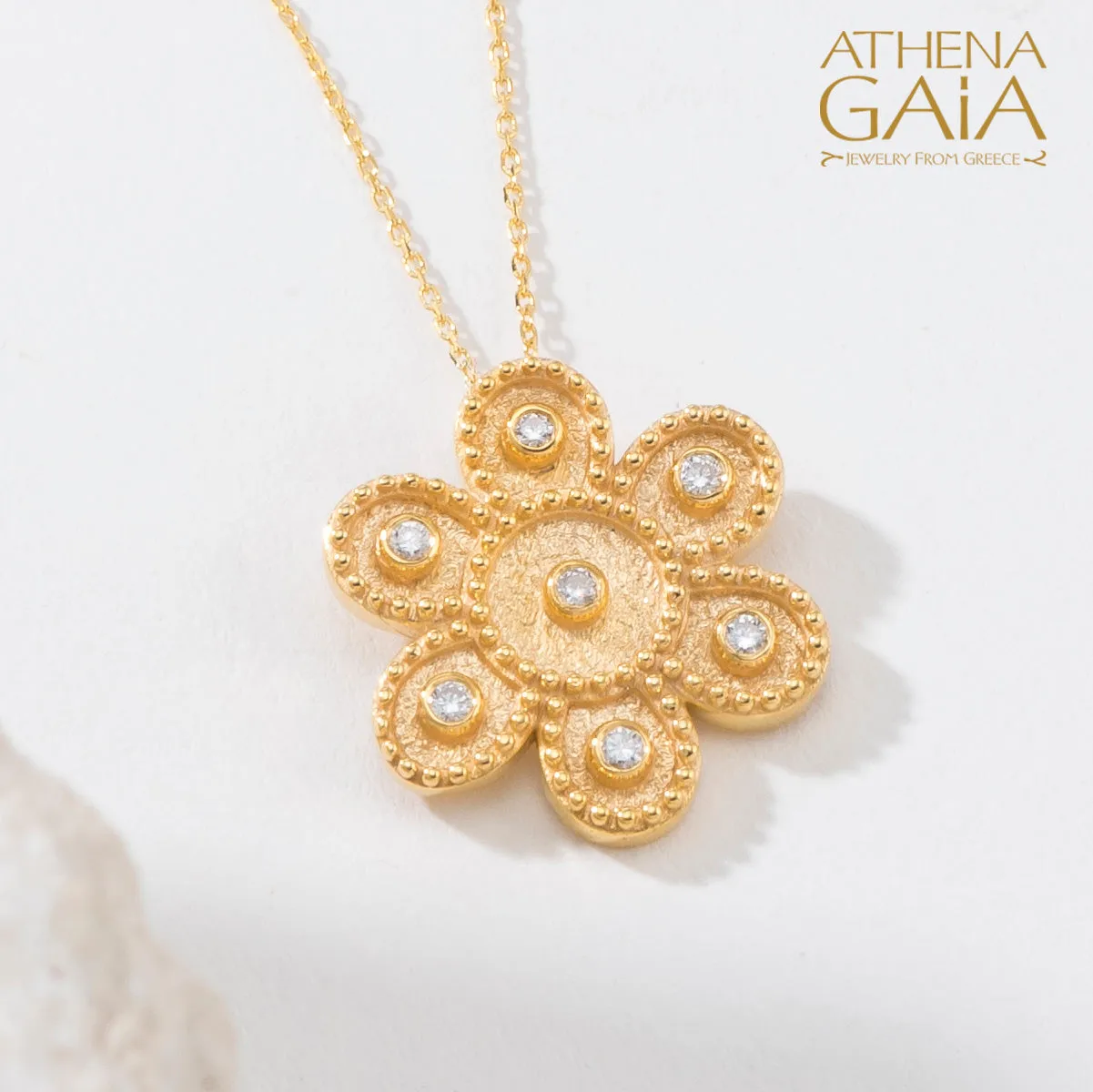 Geometric Flower Necklace with Diamonds