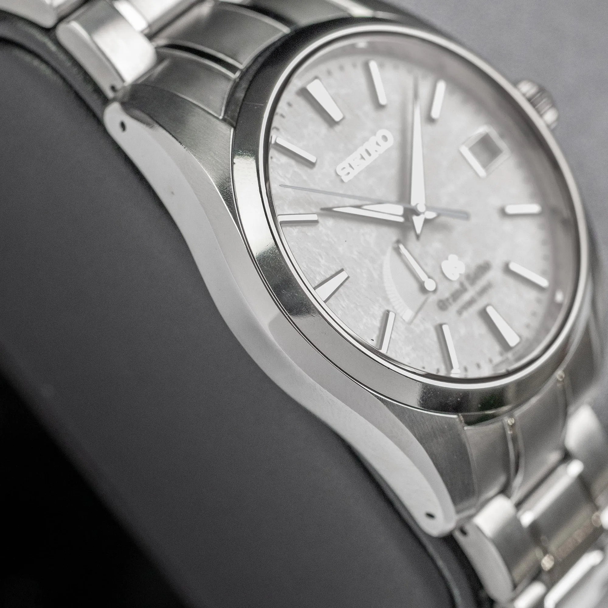 Grand Seiko Spring Drive SBGA011