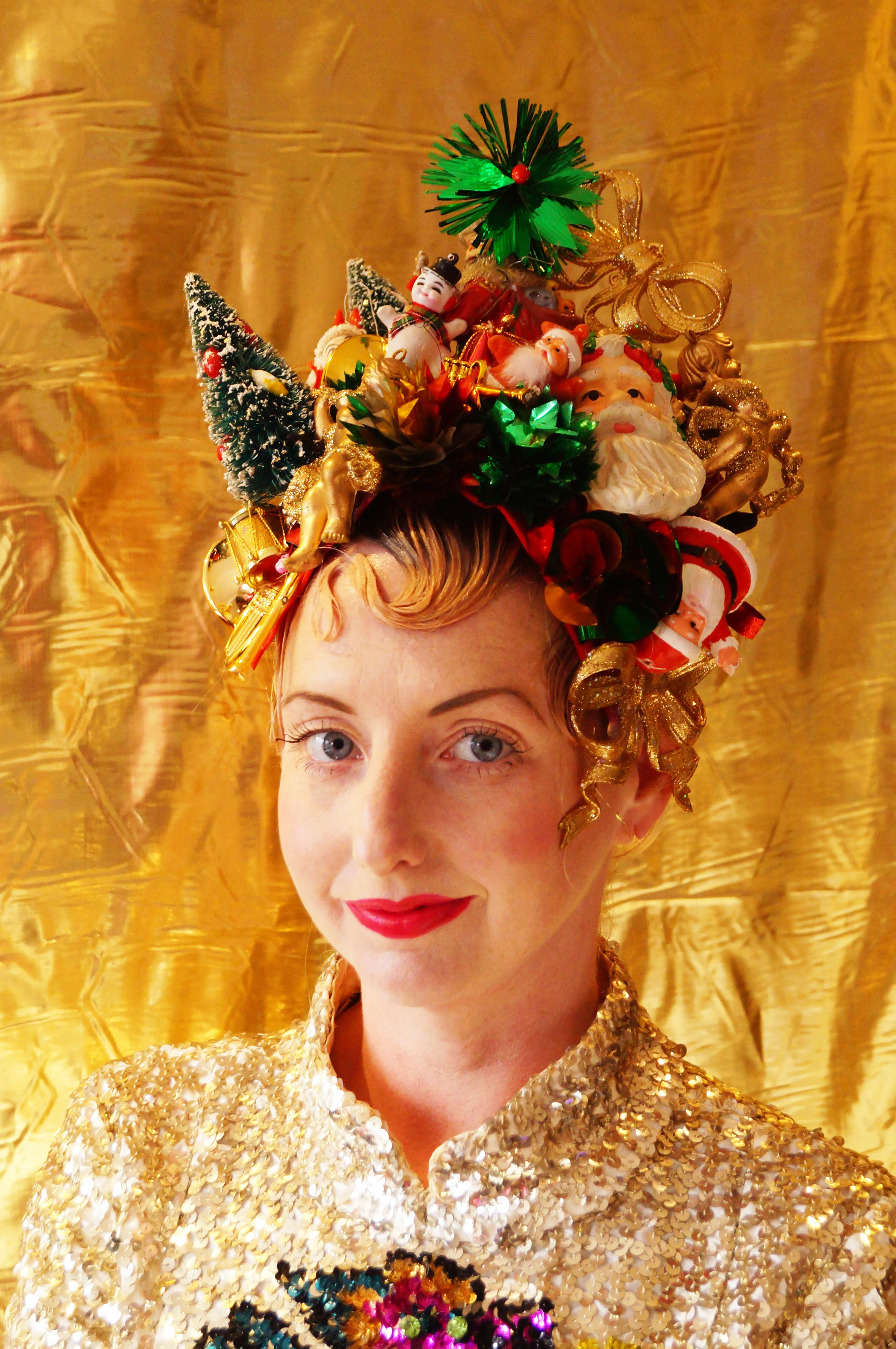 Kitsch Collection Vintage Traditional Christmas Baubles Headpiece