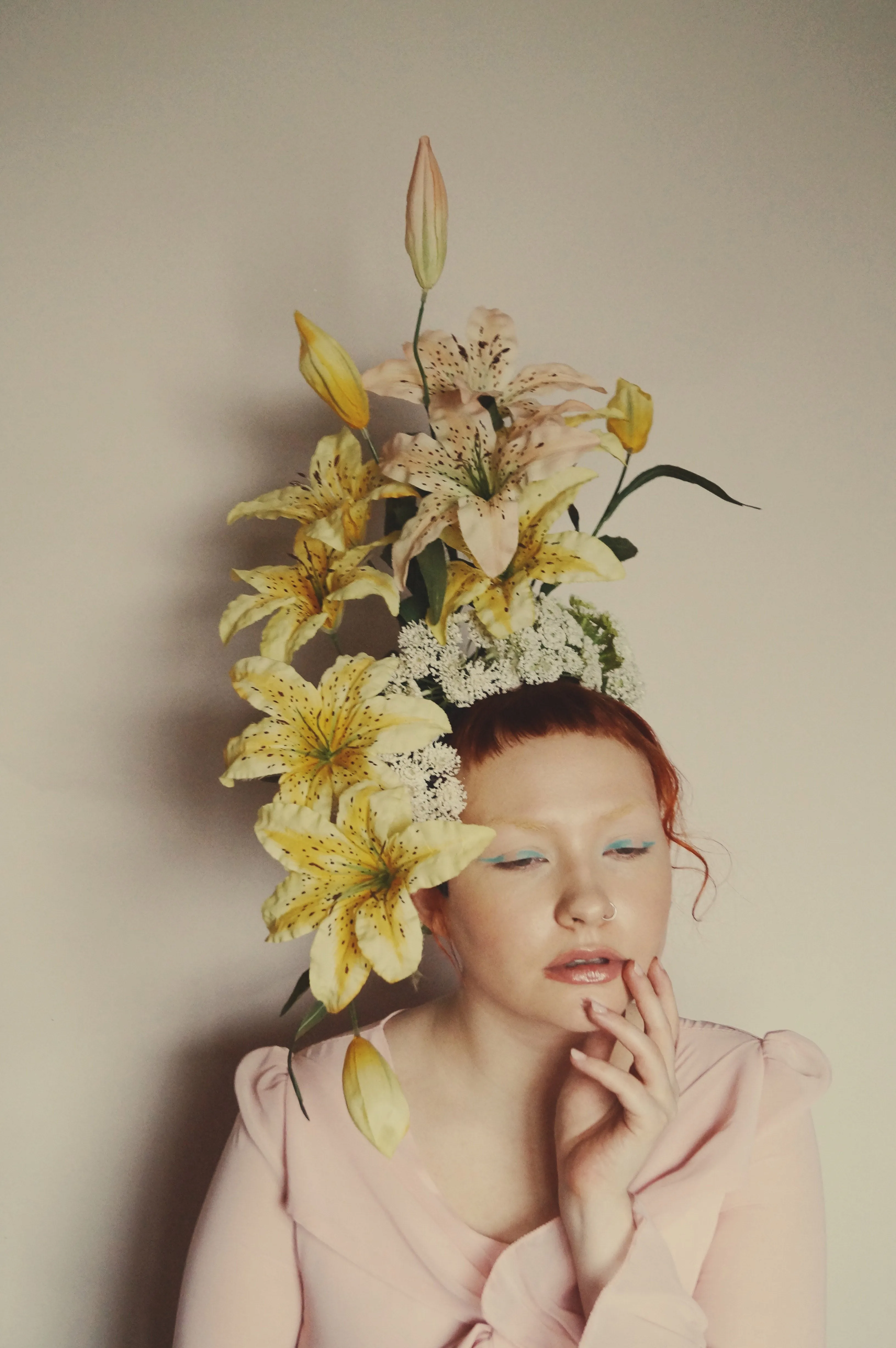Lily Flower headdress / Carmen Miranda