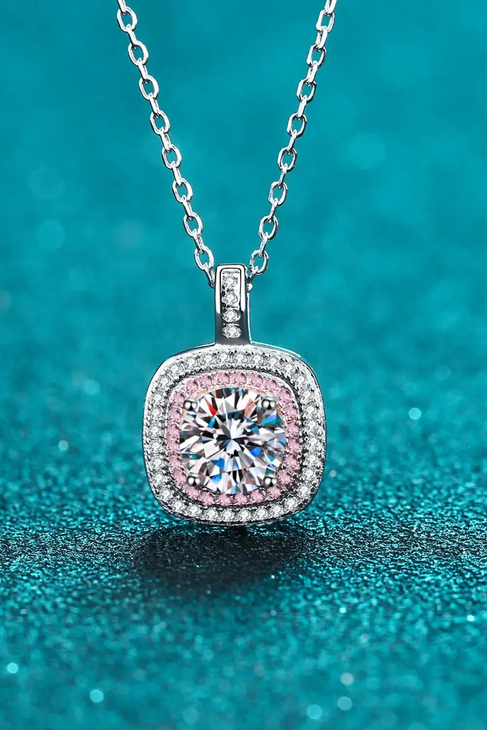 LOVCIA Adored Moissanite Geometric Pendant Necklace
