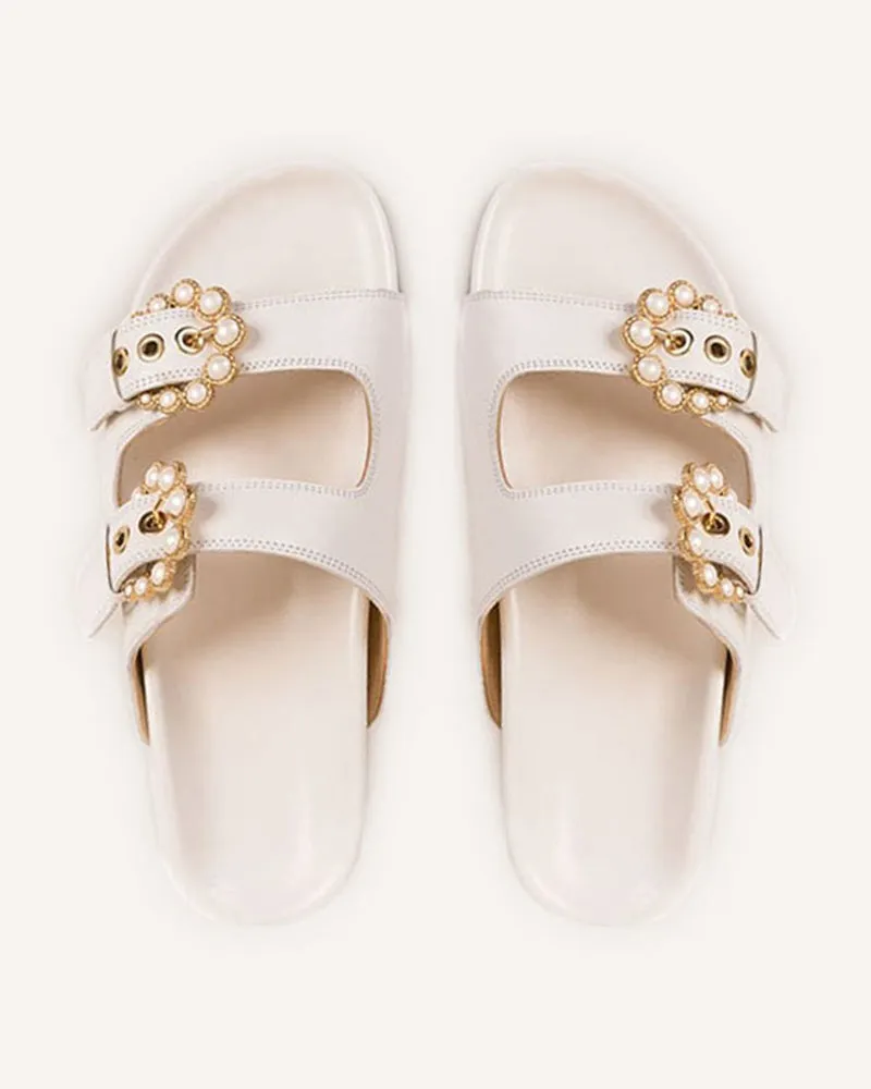 Maya White Slide