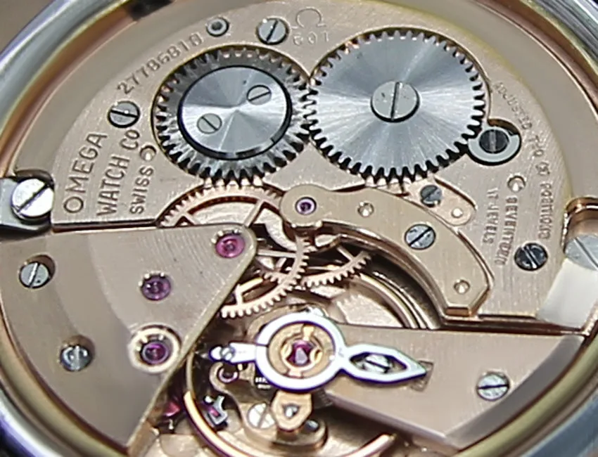 Omega Geneve 135 041 Vintage Watch