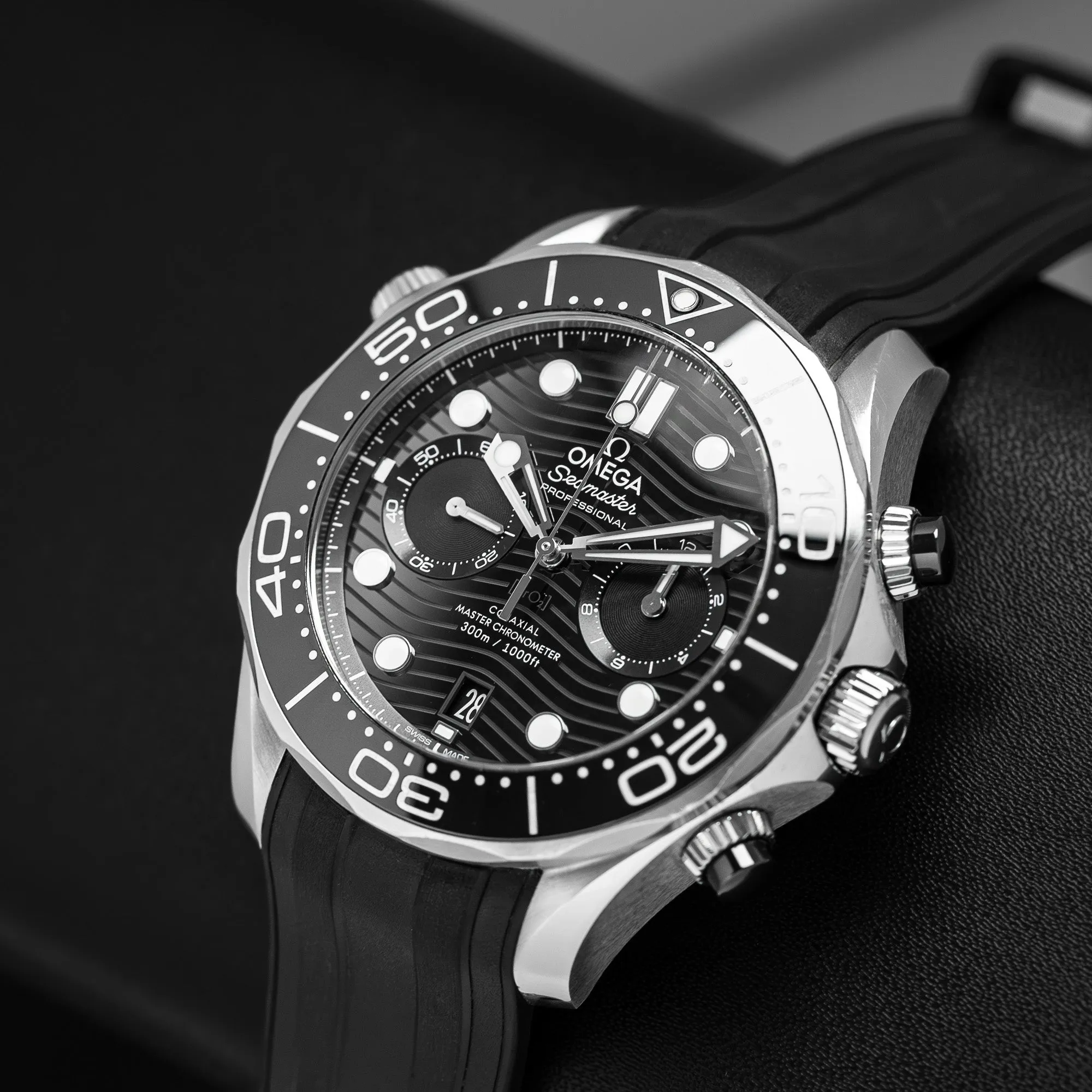Omega Seamaster Diver 21032445101001