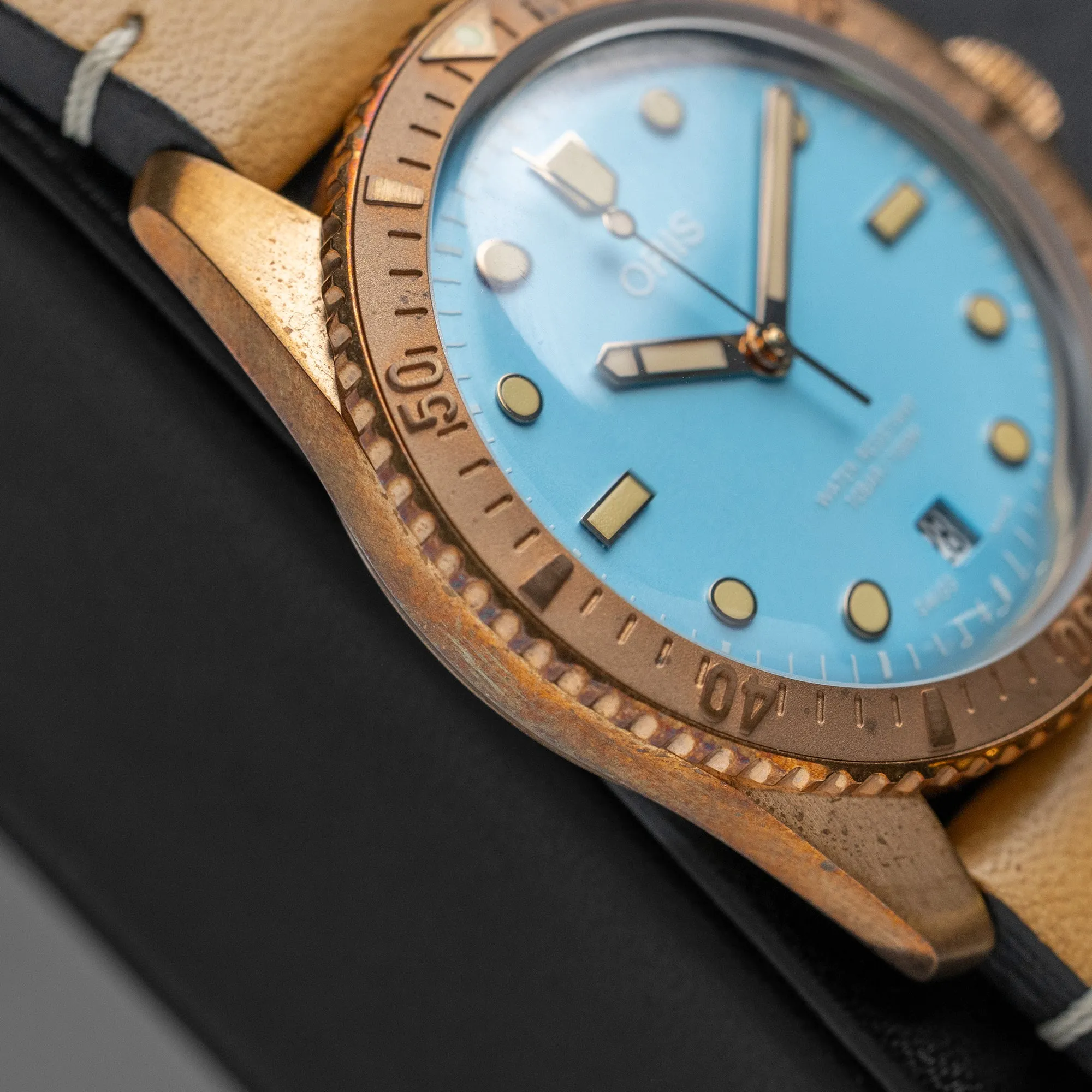 Oris 04BR Divers Sixty Five Cotton Candy 01 733 7771 3155