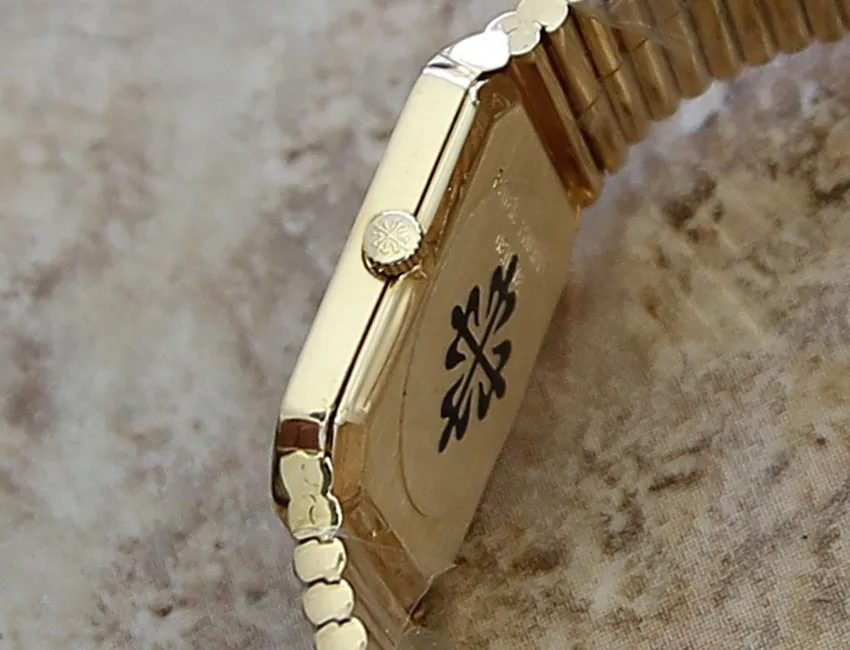 Patek Philippe 38421 18k Gold With Diamonds Set Watch