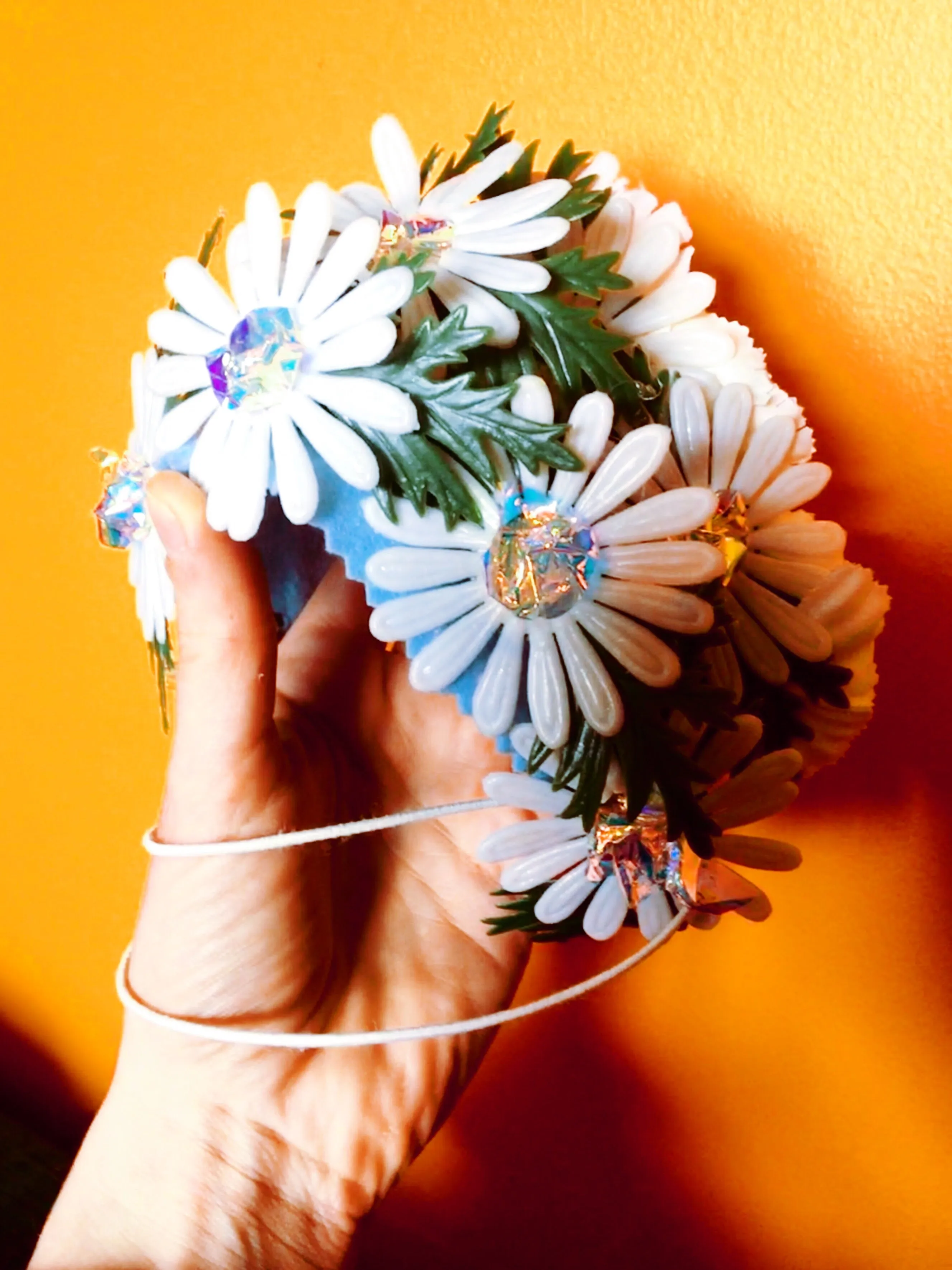 Plastic Iridescent Daisies Headdress