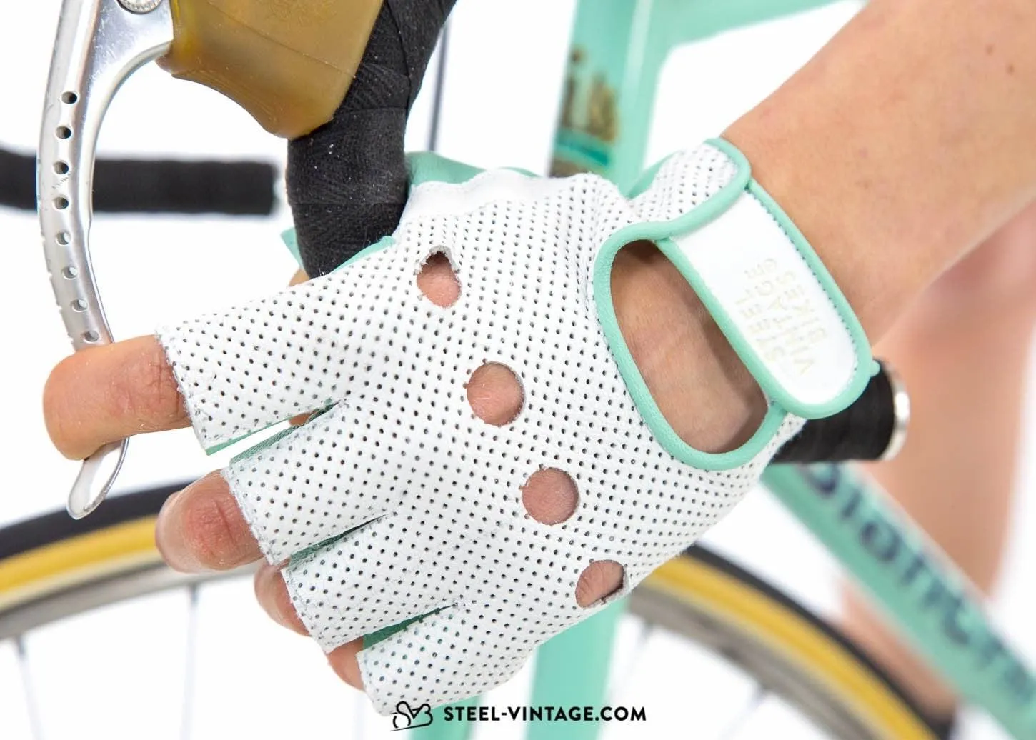 SVB Perforated Leather Cycling Gloves - White/Celeste