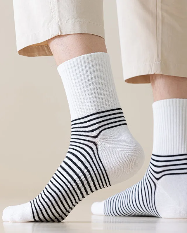Sweetnana Men's Colorful Striped Socks Cotton Athletic Crew socks Comfortable Seamless Socks
