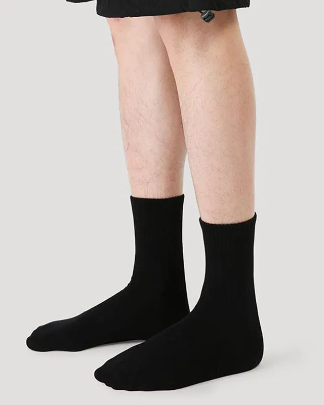 Sweetnana Women & Men Seamless Socks, Black and White,Soft, Comfort, Breathable, Casual , Crew Socks for Adults.