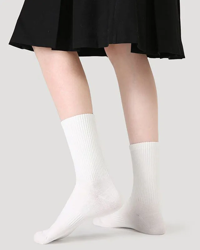 Sweetnana Women & Men Seamless Socks, Black and White,Soft, Comfort, Breathable, Casual , Crew Socks for Adults.