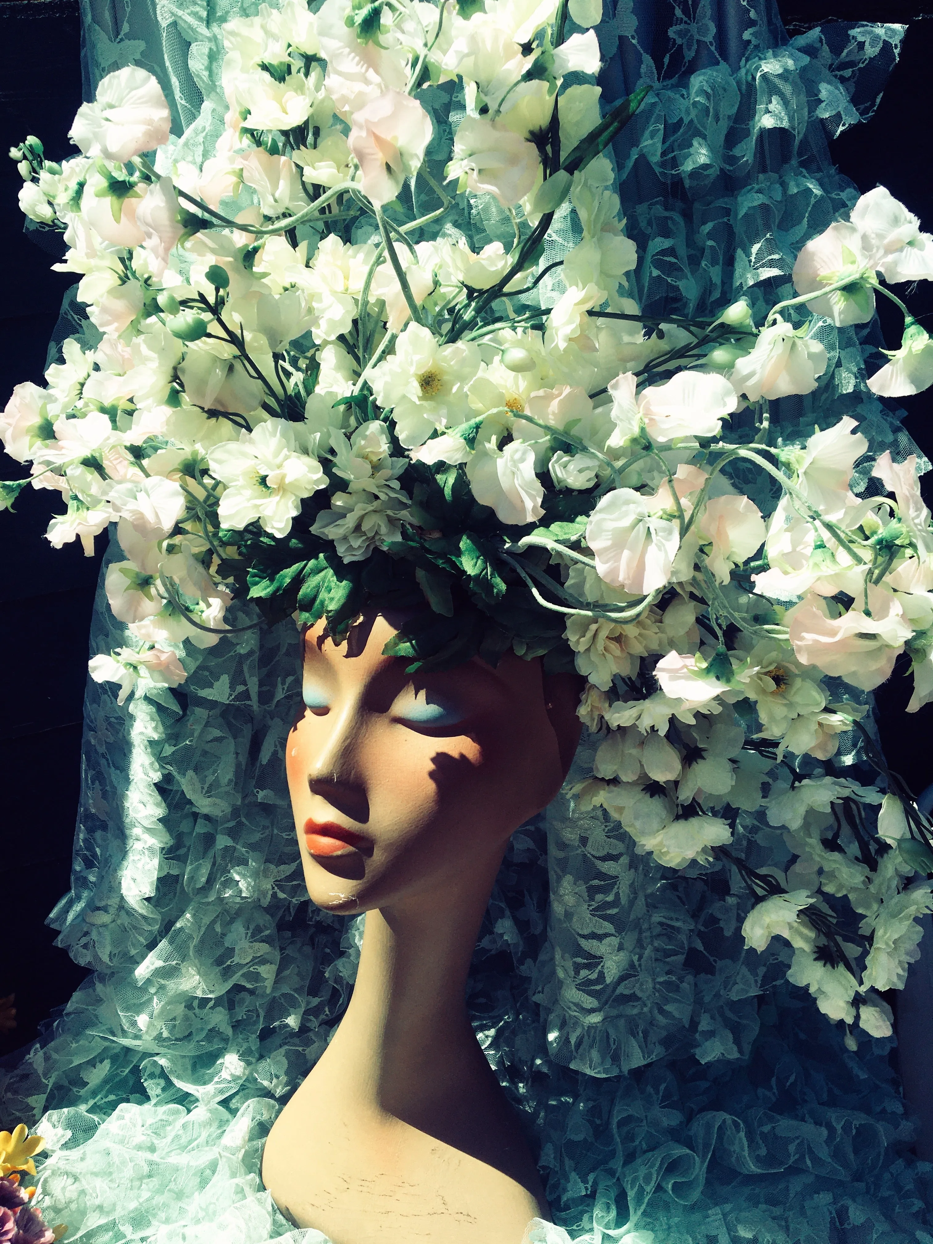 White Flower Floral blossom spray headdress / headpiece