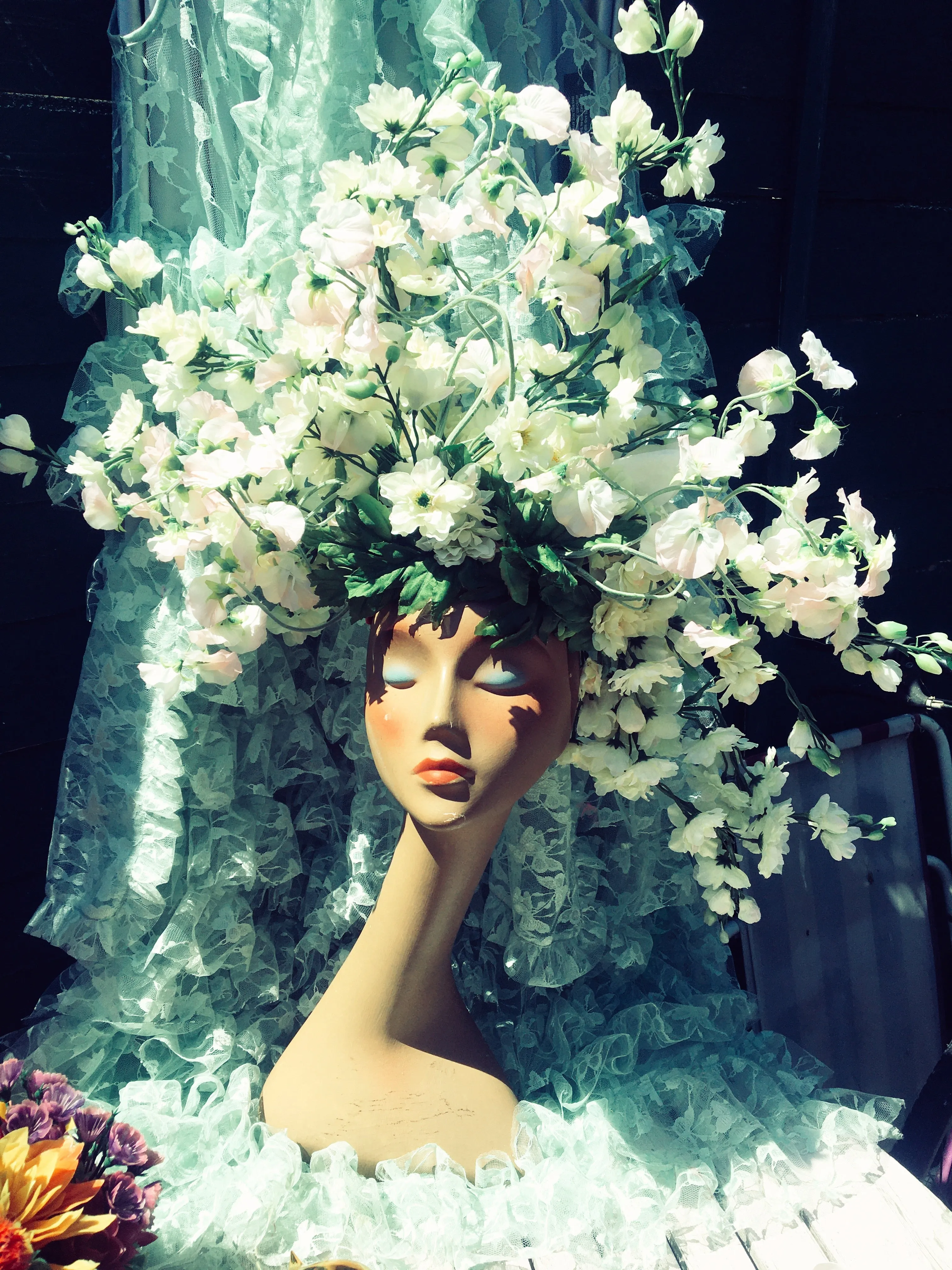 White Flower Floral blossom spray headdress / headpiece