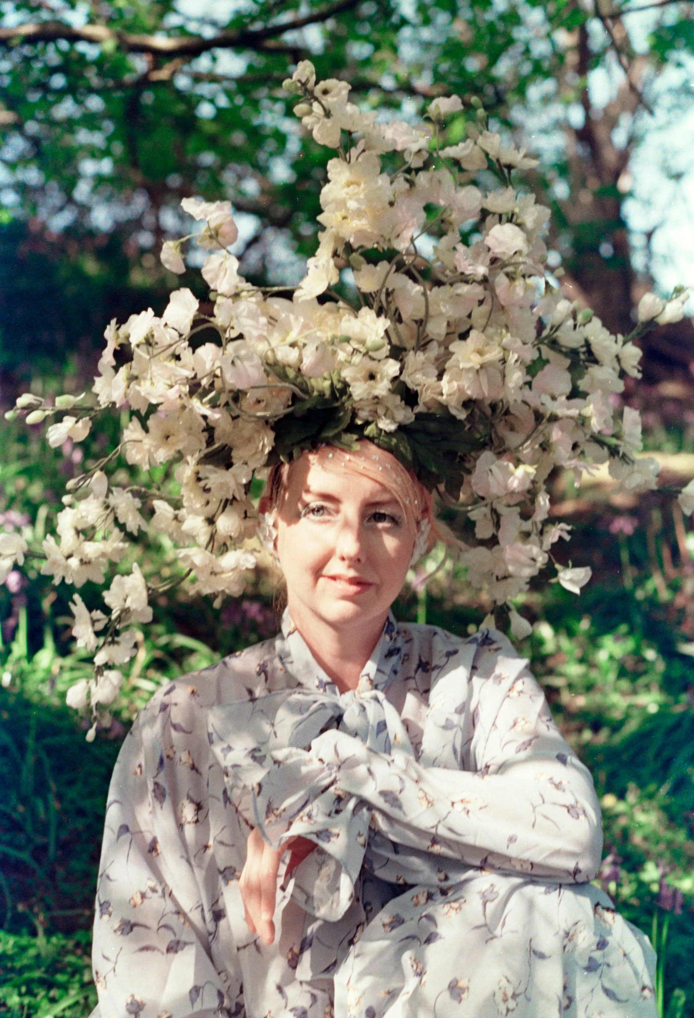 White Flower Floral blossom spray headdress / headpiece