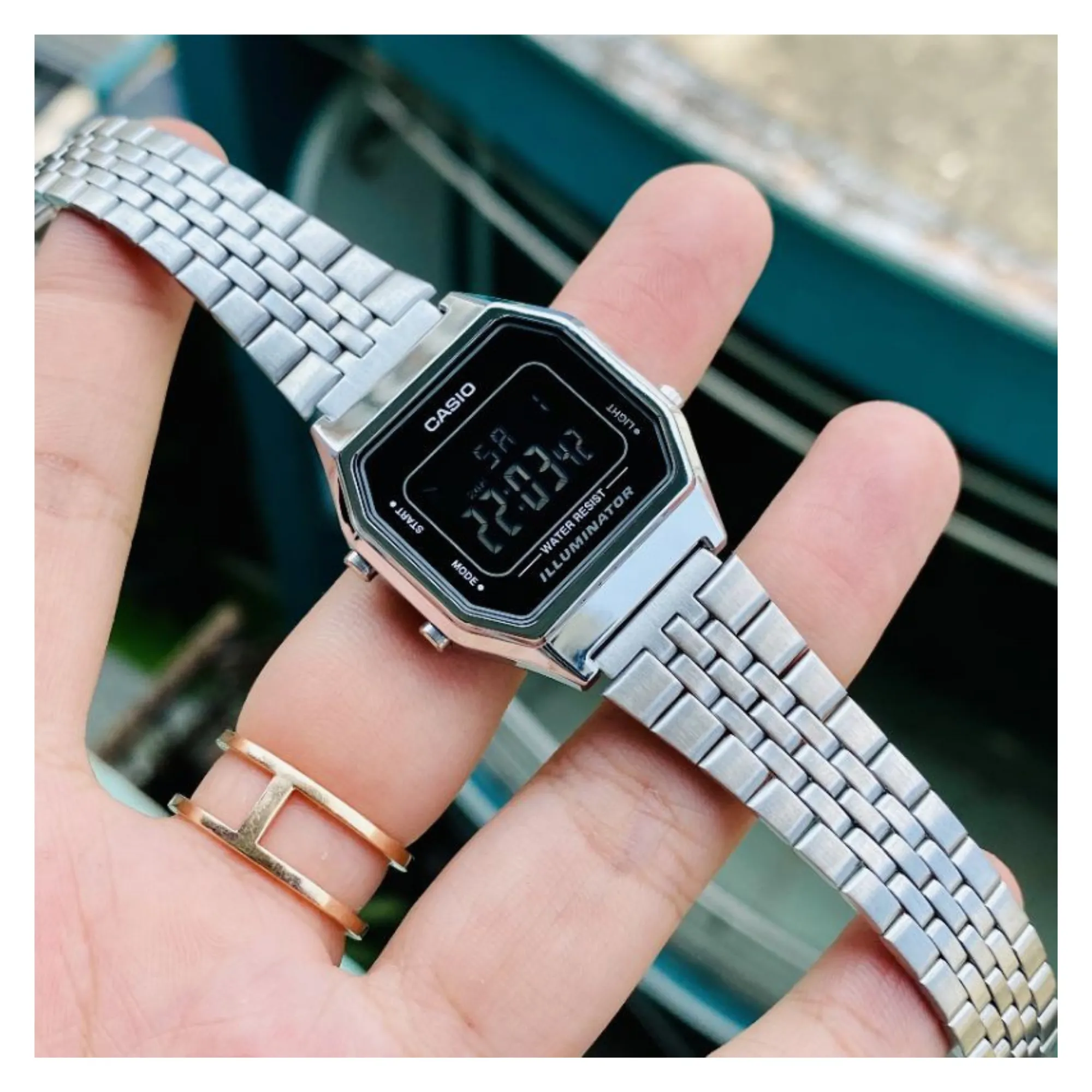 WW1494 Casio Vintage Digital Ladies Chain Watch LA680WA-1BDF