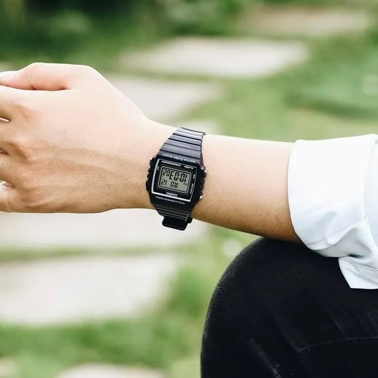 WW1772 Casio Youth Illuminator Digital Resin Belt Watch W-215H-1AVDF